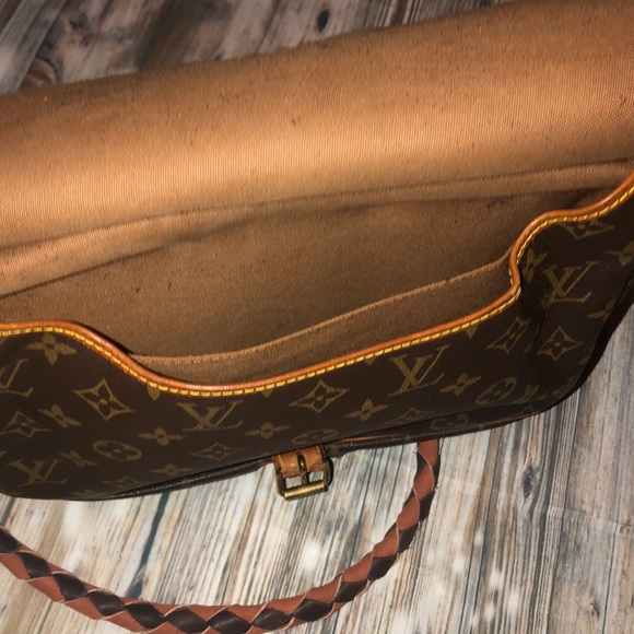 Authentic fringe Louis Vuitton saumur 30 - Picture 8 of 10